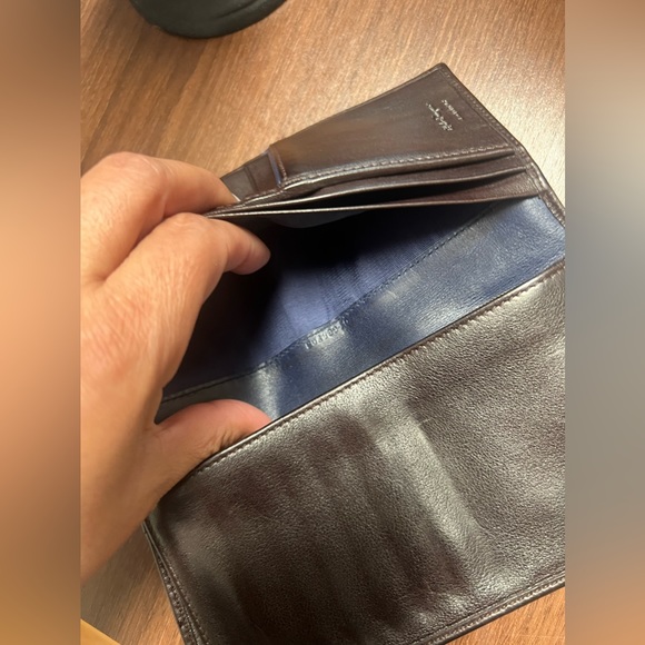 EUC Salvatore Ferragamo Bifold Leather Wallet - Picture 6 of 9